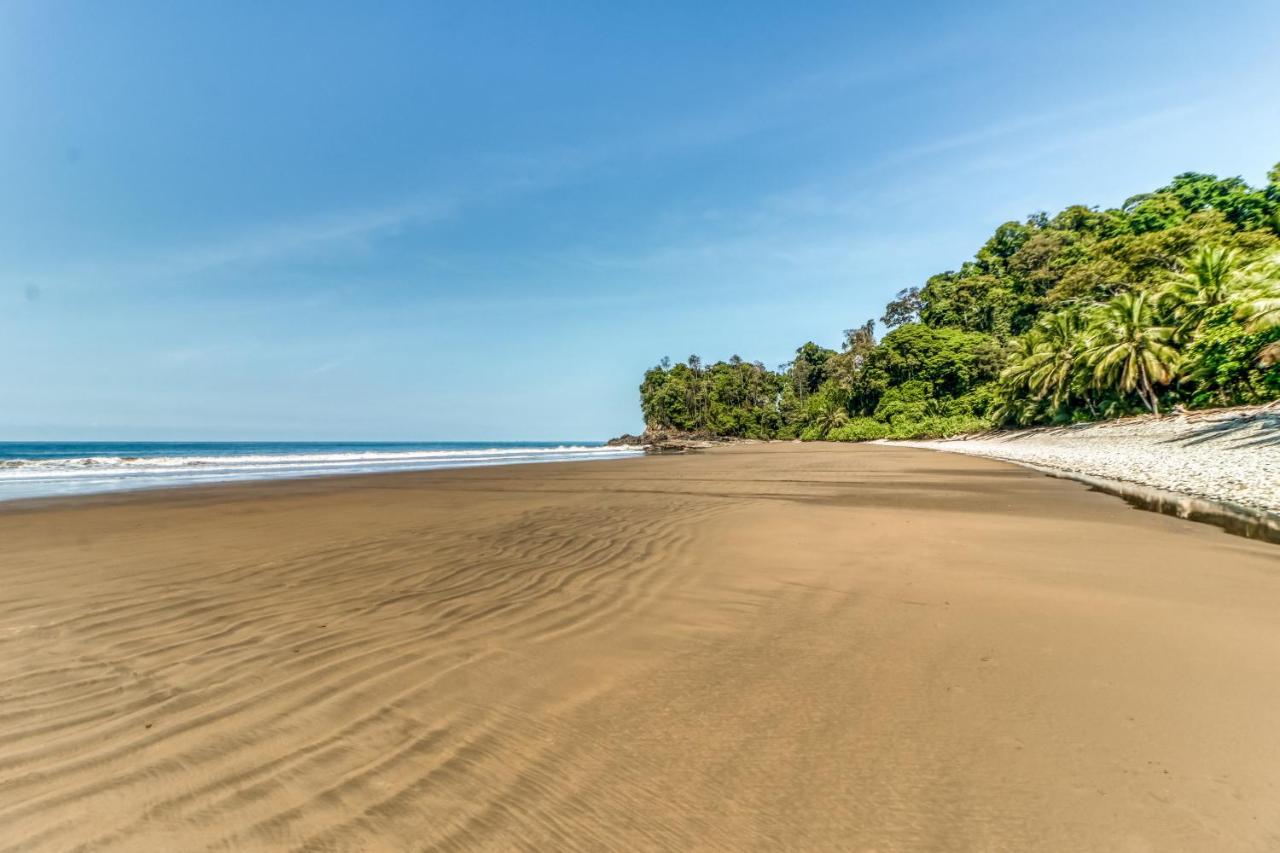 El Ballenato De Bahia #2 Uvita Bagian luar foto